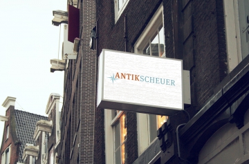Antikscheuer St. Leon.